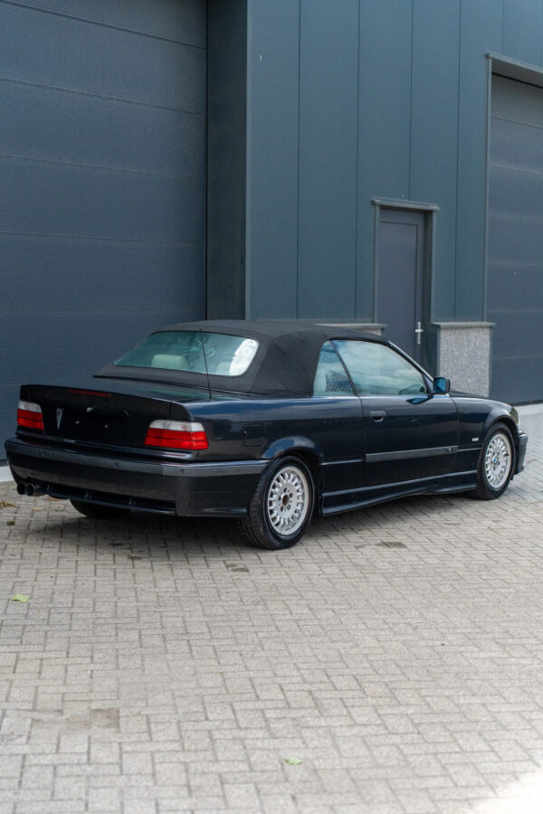 BMW E36 320i Cabrio - Afbeelding 2