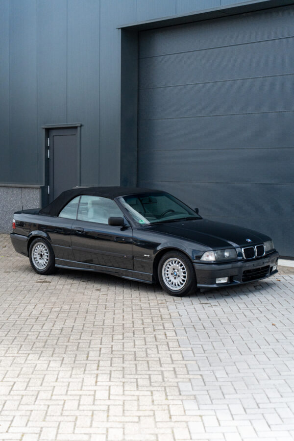 BMW E36 320i Cabrio - Afbeelding 9