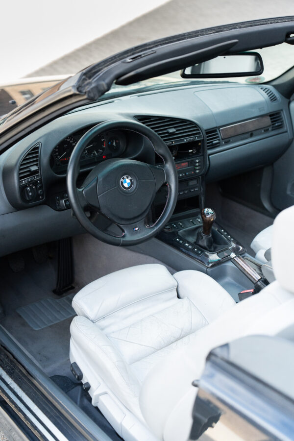 BMW E36 320i Cabrio - Afbeelding 12