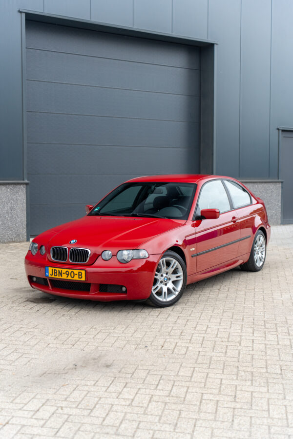 BMW E46 325ti Compact
