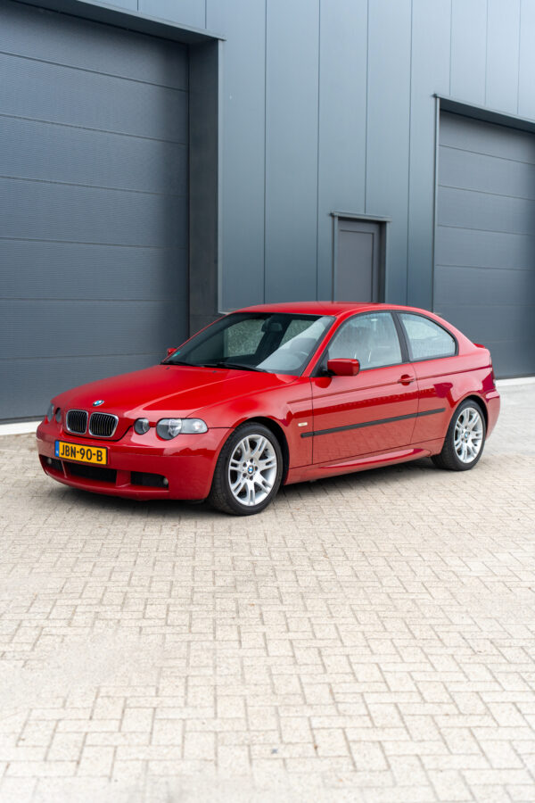 BMW E46 325ti Compact - Afbeelding 2