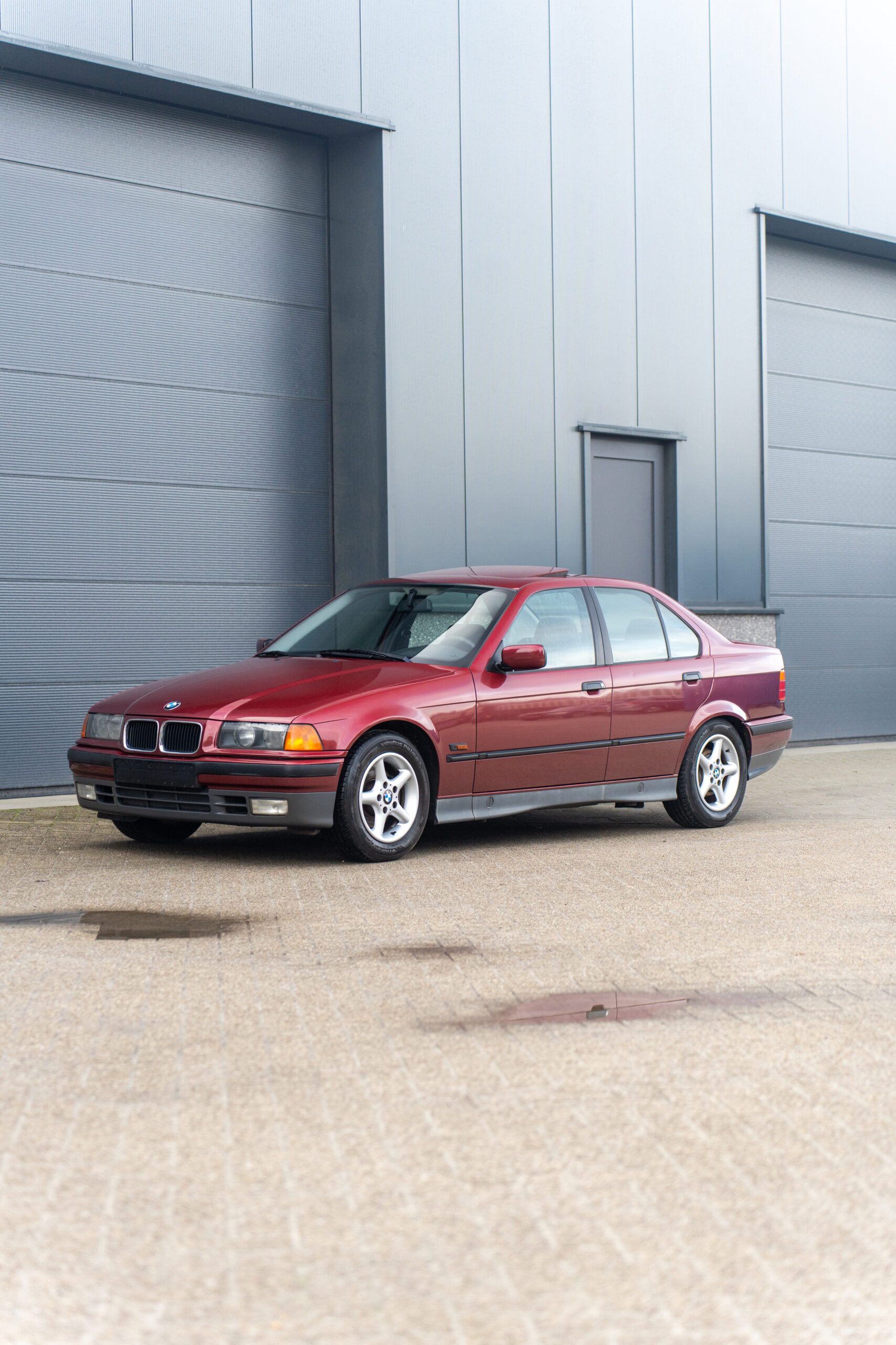 BMW E36 318I Limousine - Afbeelding 2
