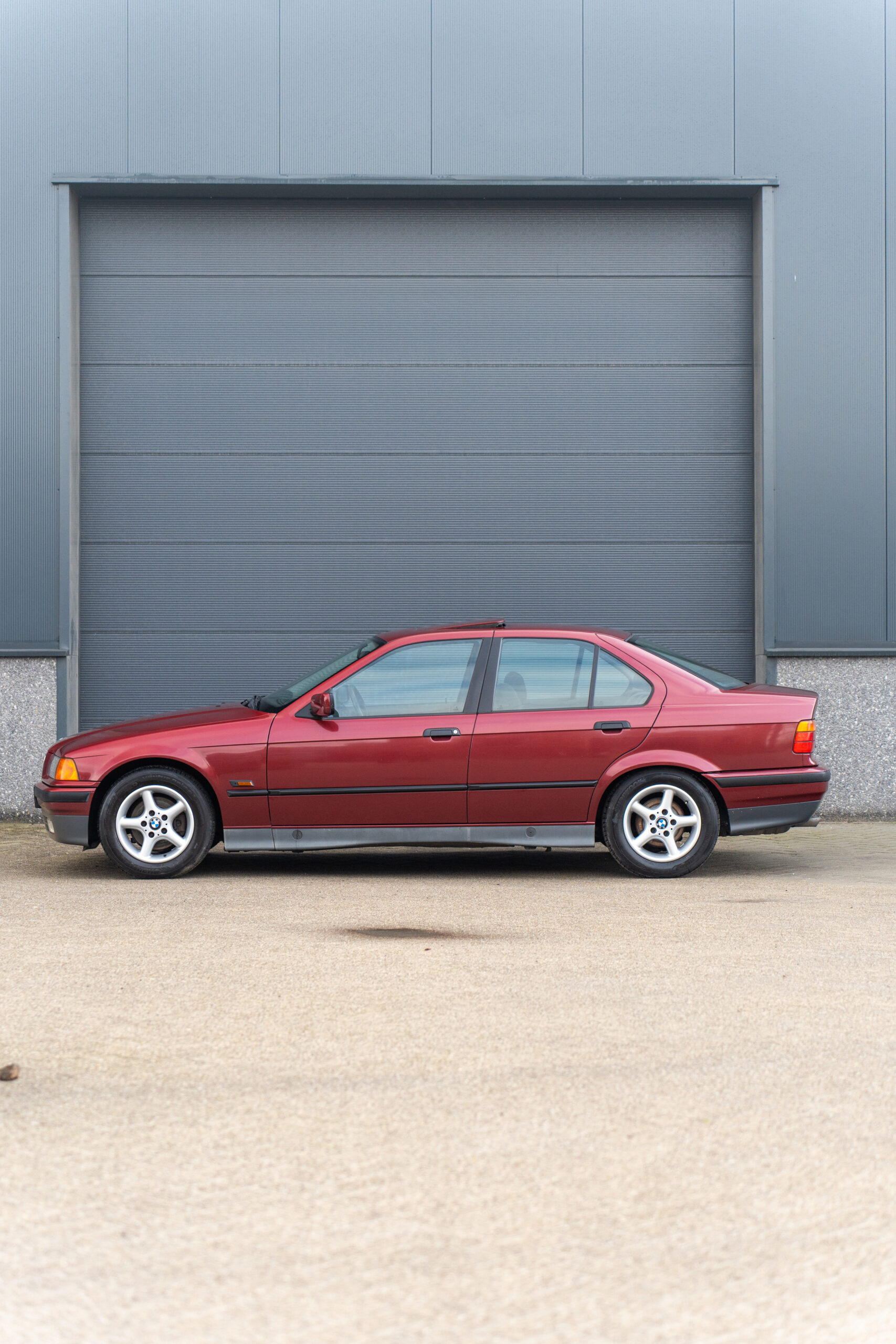 BMW E36 318I Limousine - Afbeelding 3