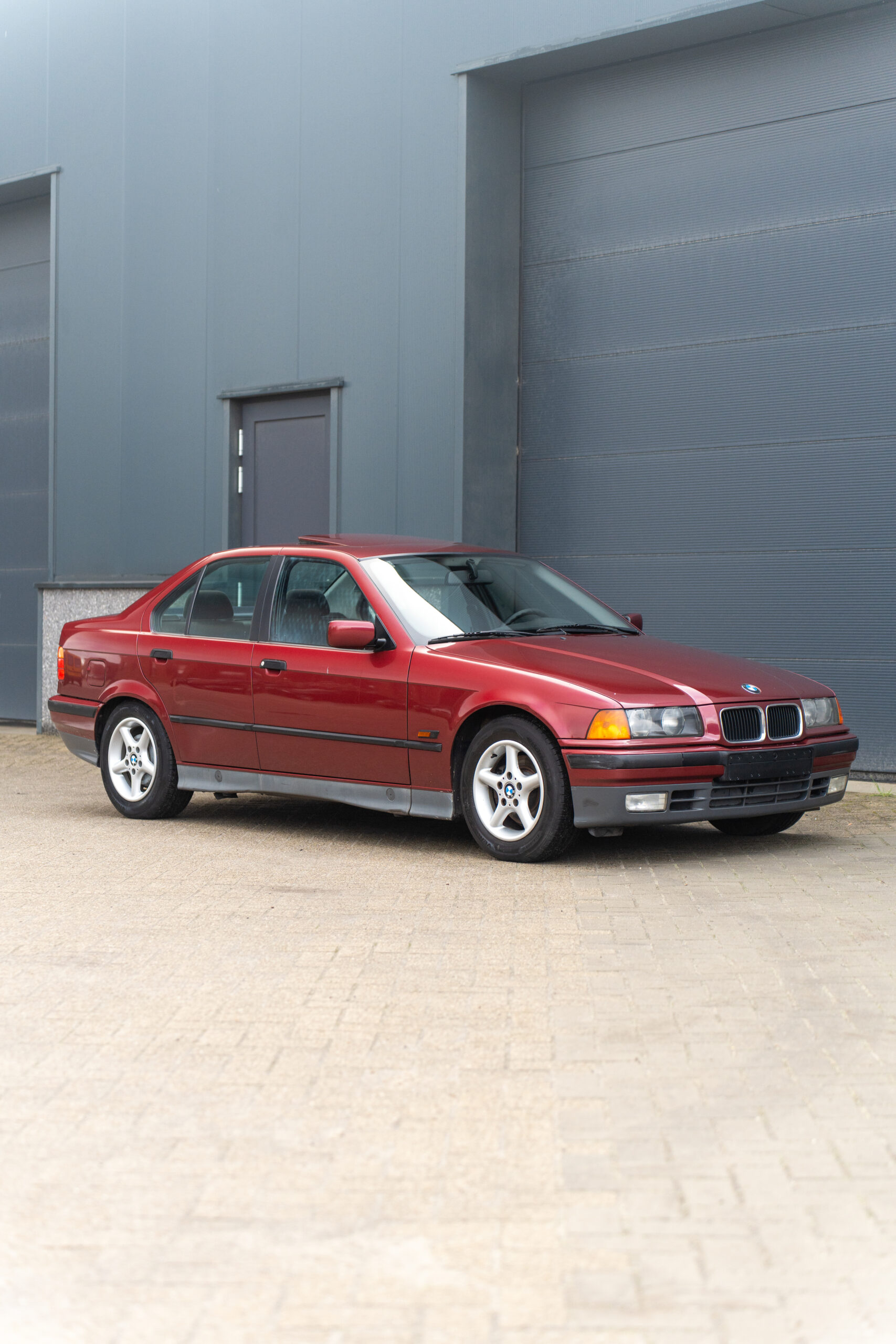 BMW E36 318I Limousine - Afbeelding 9