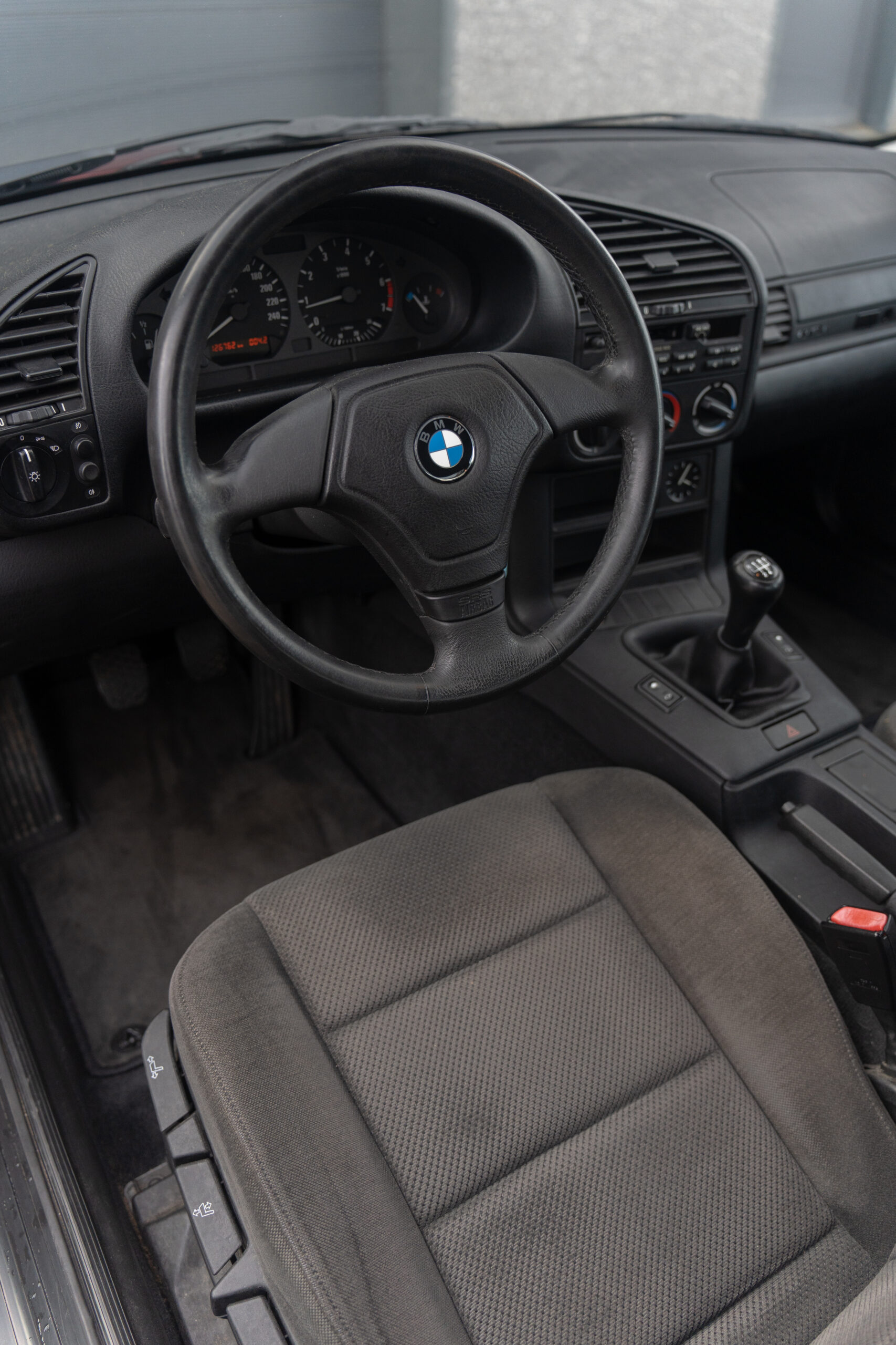 BMW E36 318I Limousine - Afbeelding 5